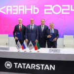 На фото участники Игр Будущего 2024 в Казани, Татарстан, волонтёры России.